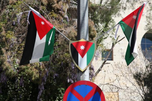 تعليمات مواصفات وأبعاد سارية العلم في عمان