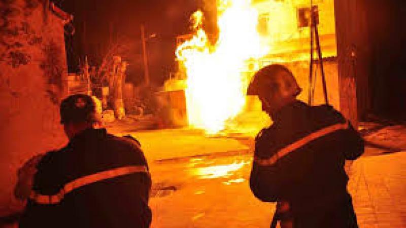 وفاة 4 أطفال وإصابة 2 من عائلة واحدة إثر حريق في سكن مسجد بأبو علندا