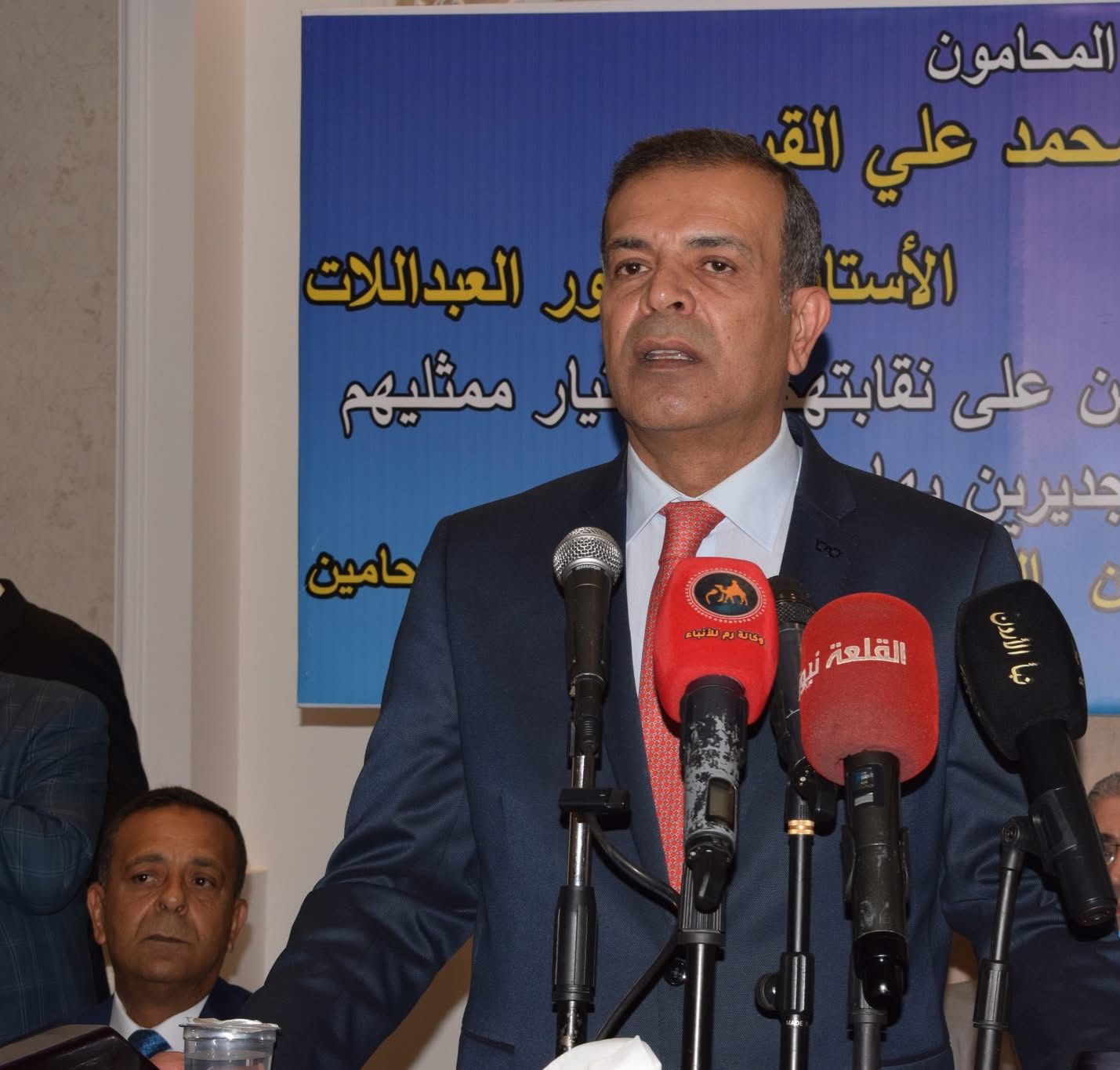 جماهير حاشدة تصفق لبرنامج المحامي خلدون النسور الإنتخابي المترشح لمنصب نقيب المحاميين .. صور
