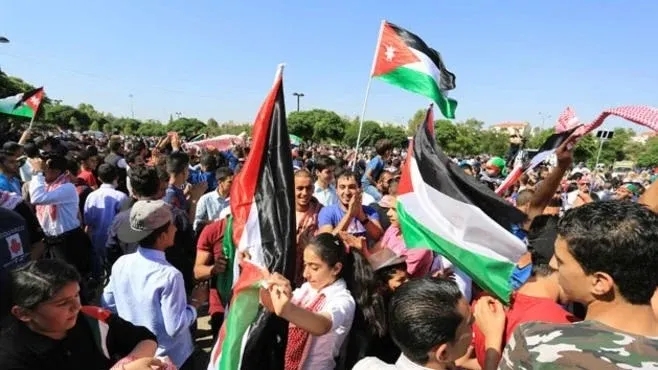 الأردنيون يحتفلون اليوم بعيد الاستقلال الـ 79