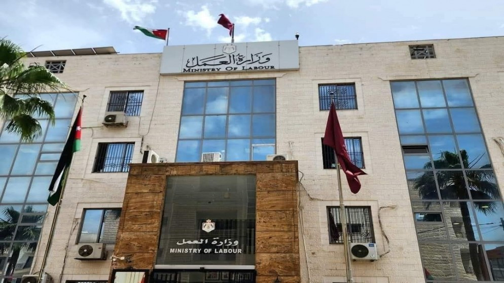 1395 شكوى تتعلق بالانتهاكات العمالية في المدارس الخاصة منذ 7 أشهر