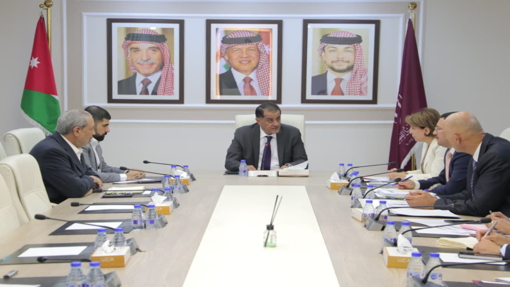 هيئة الخدمة: تعليمات جديدة لضبط تعيينات شراء الخدمات في الحكومة