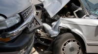 وفاة و 4 إصابات بحادث تصادم مروّع قرب جسر أبو علندا