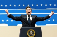 إيلون ماسك أول شخص في العالم تتجاوز ثروته الـ 700 مليار دولار