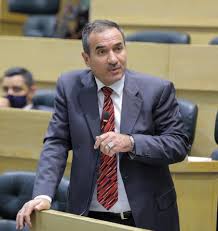 النسور ينتقد احد زملائه النواب..يهذي بما لا يدري ويهرف بما لا يعرف!!