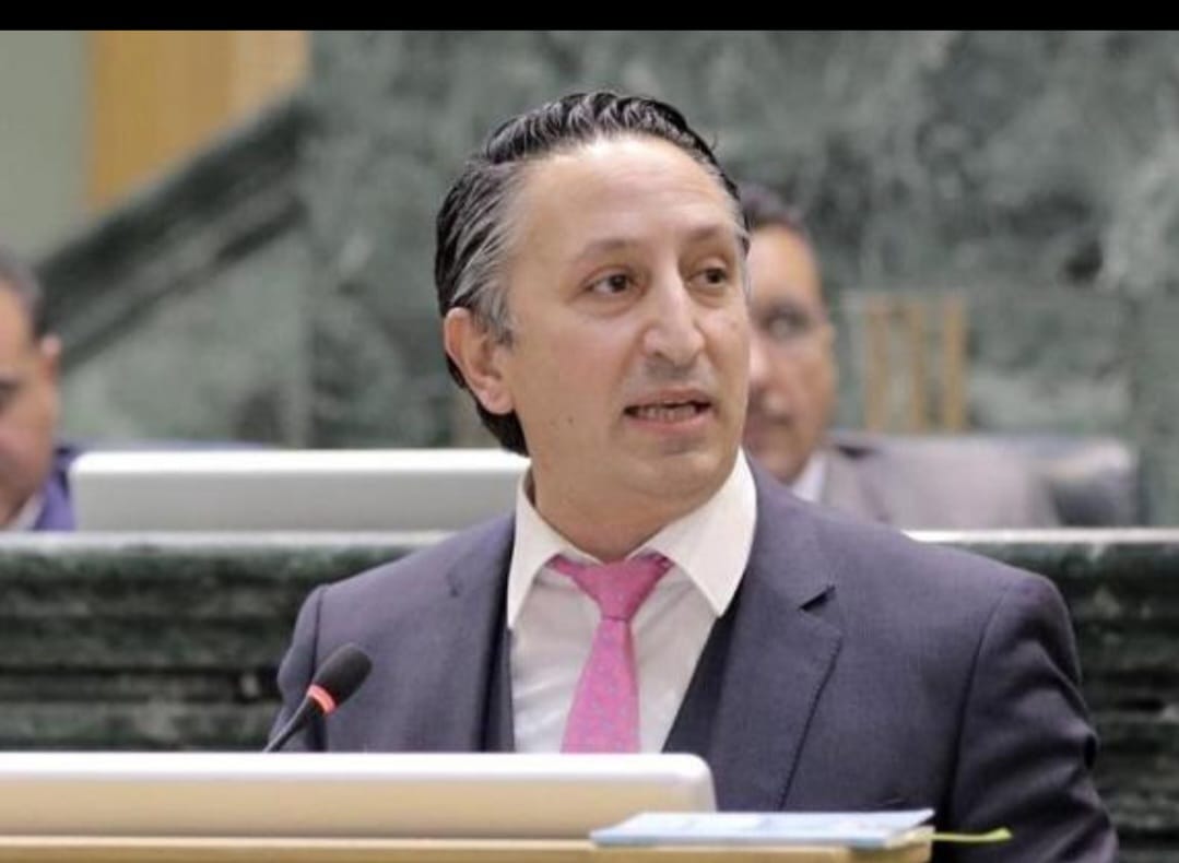 أبو رمان يفتح ملف تصدير سيارات مرهونة ويوجه سؤالا نيابيًا لدائرة الجمارك